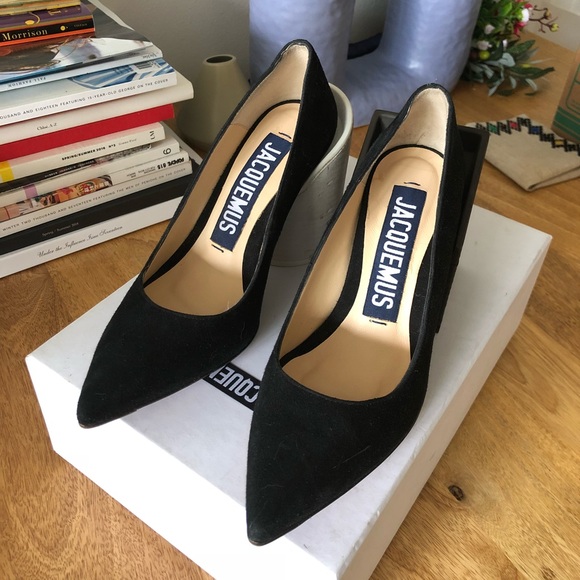 Jacquemus Shoes - Black Jacquemus Saintes Square and Circle Pumps 38